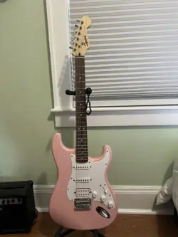 WHITE FENDER SQUIRER