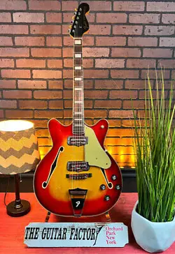 1967 FENDER CORONADO II - VINTAGE SUNBURST HOLLOW BODY GUITAR W/ DLX GIG BAG