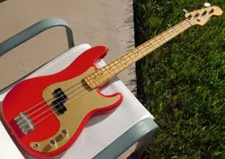 FENDER VINTERA '50S PRECISION BASS 2022 DAKOTA RED
