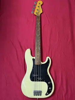 1990'S ELECTRIC BASS