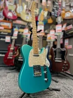 FENDER  AMERICAN PROFESSIONAL TELECASTER -MYSTIC SEA FOAM GREEN / MAPLE- 2017