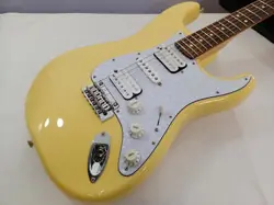 FENDER STRATOCASTER ELECTRIC GUITAR-06