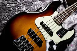 FENDER AMERICAN ULTRA JAZZ BASS / 2019 USED ELECTRIC BASS