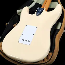 FENDER CLASSIC 70S STRATOCASTER OWT USED ELECTRIC GUITAR