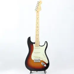 FENDER  AMERICAN PROFESSIONAL STRATOCASTER (3-COLOR SUNBURST/MAPLE)