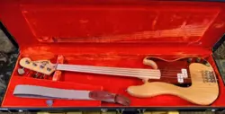 BEAUTIFUL VINTAGE 1975 FENDER PRECISION BASS FRETLESS NATURAL