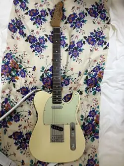 FENDER TELECASTER UP