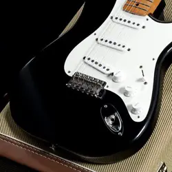 FENDER 1996 AMERICAN VINTAGE 57 STRATOCASTER BLACK NAGOYA SAKAE STORE