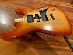 STRAT STRATOCASTER FLAME
