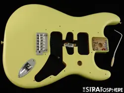 FENDER PLAYER II STRATOCASTER BODY & HARDWARE, STRAT ALDER HIALEAH YELLOW