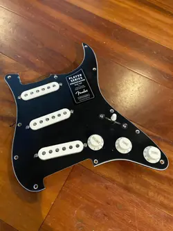 8K ALNICO PICKUPS
