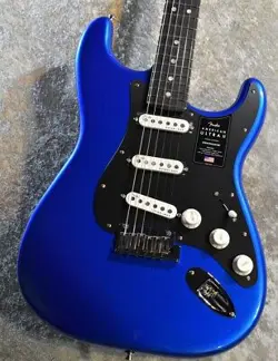 FENDER AMERICAN ULTRA II STRATOCASTER NOBLE BLUE #US240018282 3.68KG #GG334