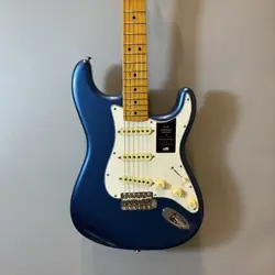 FENDER AMERICAN VINTAGE II 1973 STRATOCASTER LAKE PLACID BLUE #GG1VL