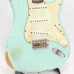 STRATOCASTER TIME MACHINE