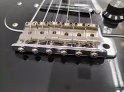 FENDER JAPAN ST-33R ELECTRIC GUITAR