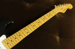 FENDER 70TH ANNIVERSARY AMERICAN VINTAGE II 1954 STRATOCASTER 2-COLOR SUNBURST