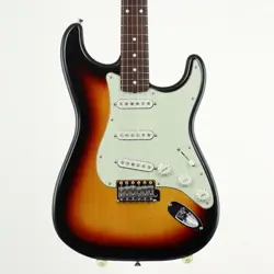 FENDER TRADITIONAL 60S STRATOCASTER 3-COLOR SUNBURST