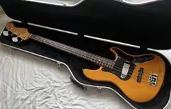 FENDER USA AMERICAN DELUXE JAZZ BASS