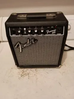 FENDER FRONTMAN 10G 10-WATT GUITAR AMPLIFIER - BLACK TESTED
