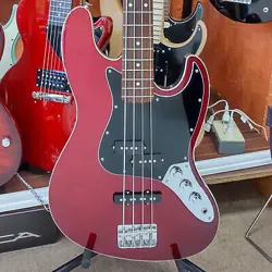 FENDER JAPAN AJB USED BASSWOOD BODY MAPLE NECK ROSEWOOD FINGERBOARD W/SOFT CASE