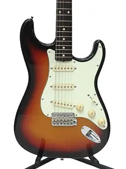 FENDER JAPAN ST62 / 3TS ELECTRIC GUITAR STRATOCASTER