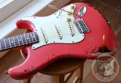 FENDER CUSTOM SHOP MICHAEL LANDAU 1963 STRATOCASTER RELIC FIESTA RED OVER 3