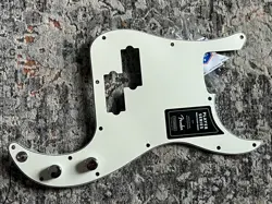 BASS PICKGUARD POTS