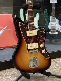JAZZMASTER/3-COLOR SUNBURST