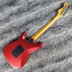 FENDER AMERICAN ULTRA II STRATOCASTER SINISTER RED