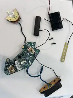 NOISELESS PICKUP AND