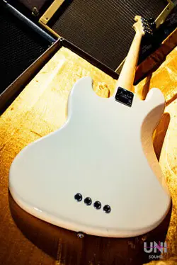 FENDER AMERICAN STANDARD JAZZ BASS / 2008 SAFE DELIVERY FROM JAPAN