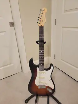 STRATOCASTER TS