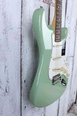 II STRATOCASTER SOLID