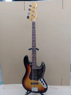 FENDER JAPAN JB62 ELECTRIC  BASS GUITARS EXCELLENT CONDITION