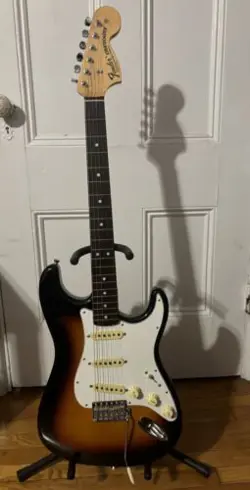 FENDER MIJ TRADITIONAL 60S STRATOCASTER SUNBURST