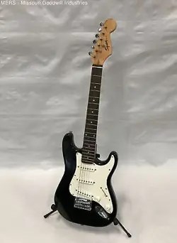 SQUIER MINI BY FENDER ELECTRIC GUITAR