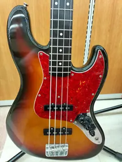 FENDER JAPAN JB62 JAZZ BASS TYPE EXCELLENT CONDITION