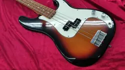 FENDER ELECTRIC BASS EXCELLENT CONDITION