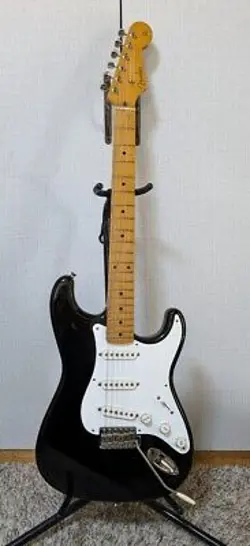 FENDER JAPAN STRATOCASTER M SERIAL