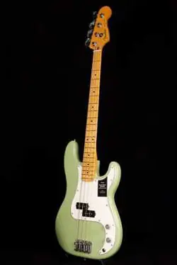 FENDER PLAYER II PRECISION BASS MAPLE FINGERBOARD BIRCH GREEN S N MX24028863