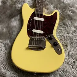 SQUIER BY FENDER CLASSIC VIBE '60S MUSTANG ACTUAL IMAGE