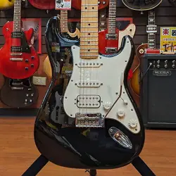 FENDER MEXICO PLAYER STRATOCASTER HSS USED 2018 ALDER BODY MAPLE NECK W/SOFTCASE