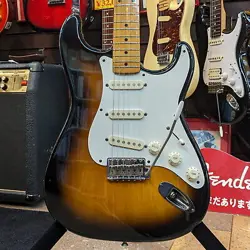 FENDER JAPAN ST57 USED 1993-1994 BASSWOOD BODY MAPLE FINGERBOARD W/SOFT CASE