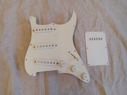FENDER SQUIER LOADED PICK GUARD