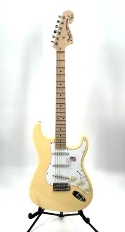 FENDER YNGWIE MALMSTEEN STRATOCASTER USA SCALLOPED ELECTRIC GUITAR W/CASE MINT