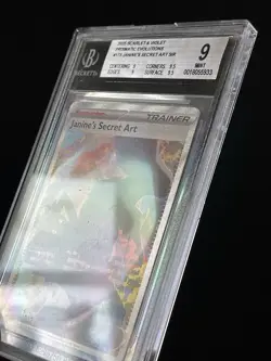 Pokemon TCG Prismatic Evolutions Beckett 9 Janine's Secret Art SIR Holo Card - Image 2