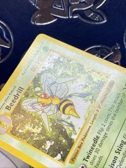 Pokemon Card Beedrill Shadowless Base Set Rare 17/102 NM - Image 3