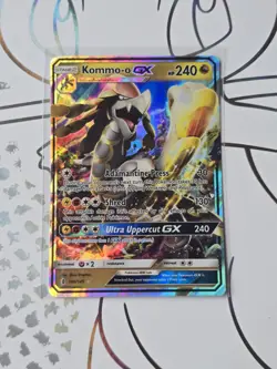 Kommo-o GX 100/145 Pokemon Card Sun & Moon Guardians Rising Holo Rare TCG Art - Image 1