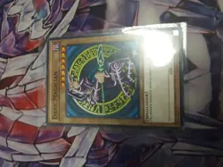 Yugioh Tcg Dark Magician Nm Unlimited Common Ygld-ena03 1996 - Image 1