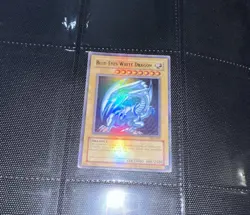 Yugioh Blue Eyes White Dragon SDK-001 Holo Bleed Misprint MP - Image 1